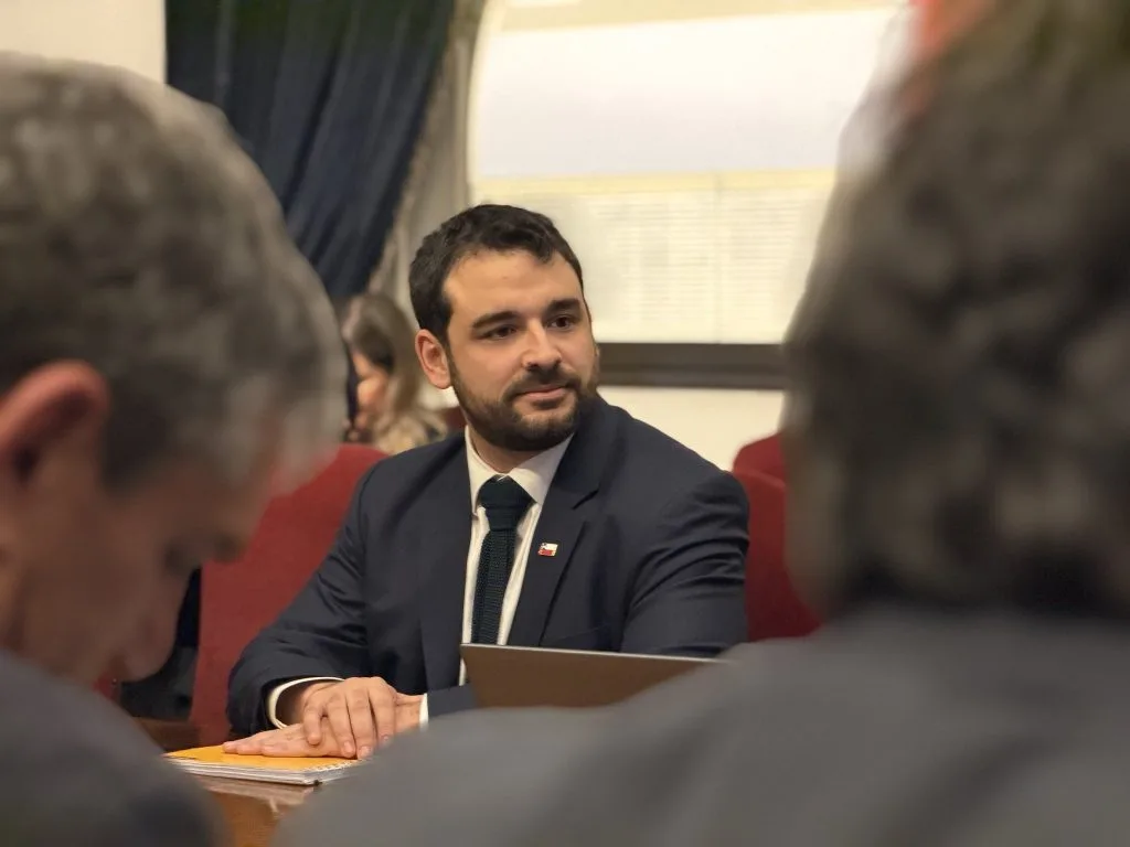 Caso test de drogas: Gobierno remueve a subsecretario de Hacienda Juan Pablo Rodríguez