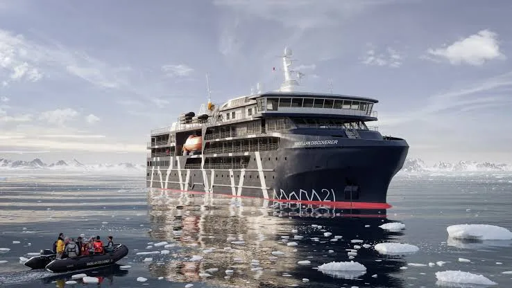 Antarctica21 y operador chino lanzarán programa chárter a la Antártica con escala en Torres del Paine