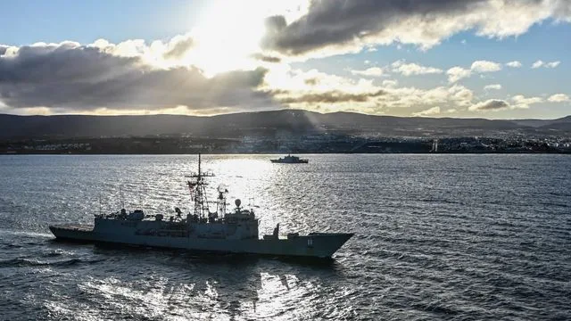 Escuadra Nacional de la Armada recaló en Punta Arenas y abrirá sus buques a visitantes