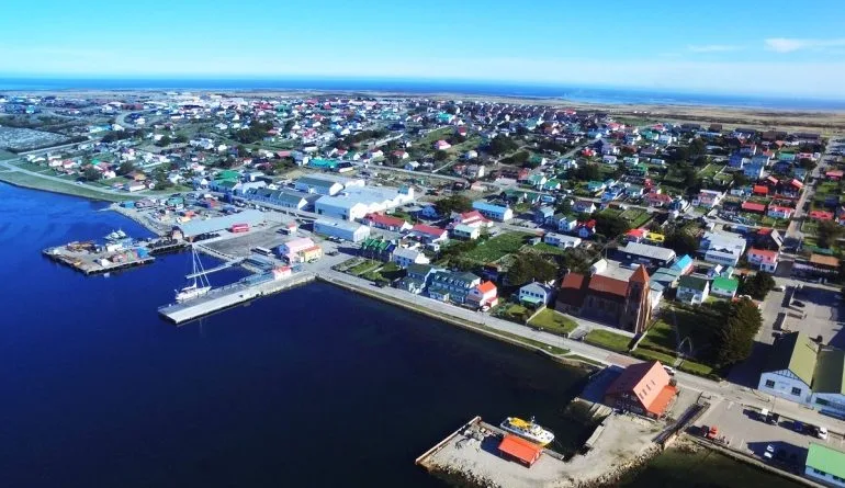Punta Arenas frente a las Malvinas/Falkland: El retorno del motor económico que la geopolítica le arrebató a Magallanes