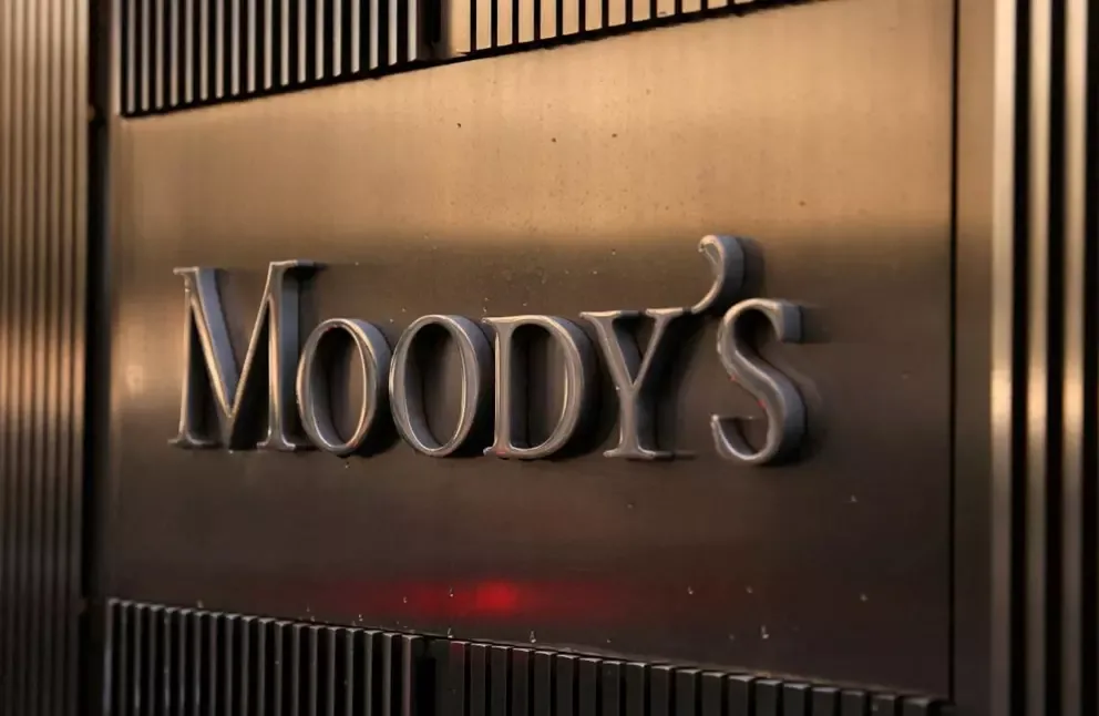 Moody’s se suma a S&P y Fitch: las tres principales clasificadoras de riesgo ratifican su confianza en la economía chilena