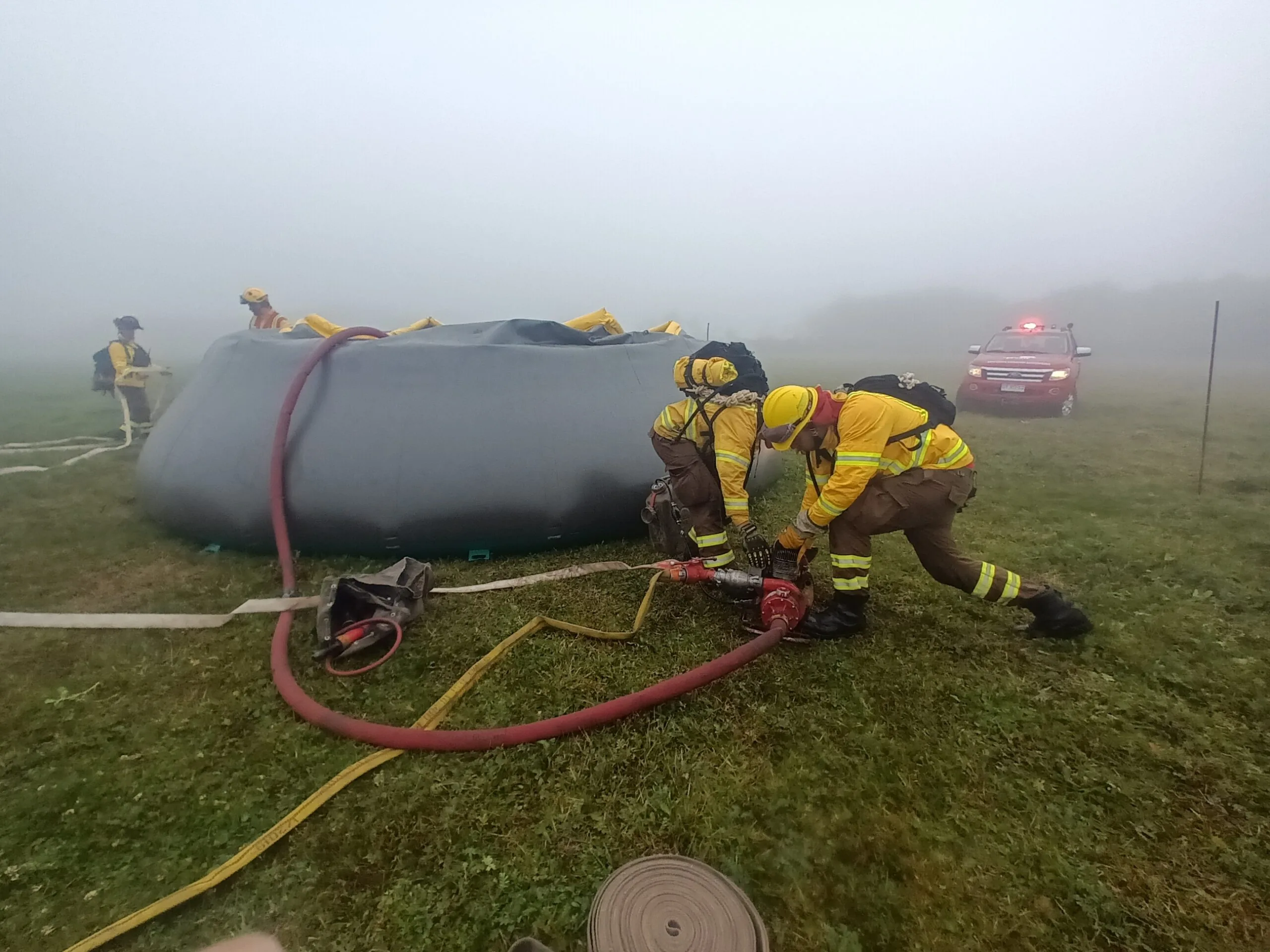 CONAF dio a conocer distribución de piscinas autosoportantes para enfrentar incendios forestales en la región